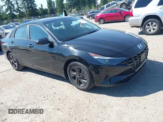 2023 Hyundai Elantra SEL z VIN KMHLM4AG0PU459693, wystawiony jako IAAI lot #42433669 z przebiegiem 14 873 mil mil oraz . Historia ofert i sprzedaży dostępna na DreamBid. Obrazek 1.