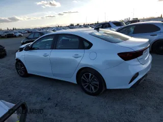 2022 Kia Forte LXS with VIN 3KPF24AD1NE452874, listed as a Copart auction lot 48189465 with 30,373 mi miles and Salvage Title. Bid and sale history available at carsss.com. Image 2.