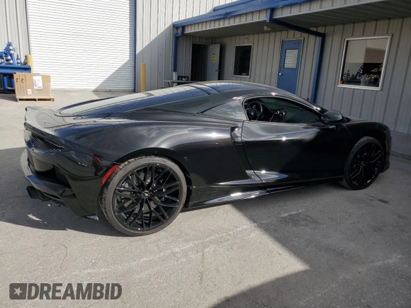 2022 McLaren GT with VIN SBM22GCA7NW001853, listed as a Copart auction lot 78235364 with 11,294 mi miles and Salvage Title. Bid and sale history available at carsss.com. Image 3.