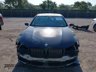 2018 BMW 7 Series ALPINA B7 xDrive with VIN WBA7F2C59JG424704, listed as a IAAI auction lot 42070608 with 56,690 mi miles and . Bid and sale history available at carsss.com. Image 13.