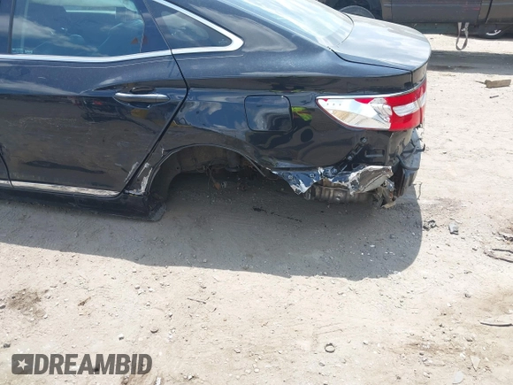 2012 Hyundai Azera with VIN KMHFG4JG2CA133104, listed as a IAAI auction lot 42562933 with Not provided miles and . Bid and sale history available at DreamBid. Image 6.