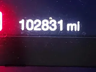 2018 Jeep Compass Sport с VIN 3C4NJDAB9JT266907, выставлен на аукционе IAAI как лот 41669562 с пробегом 102 831 миль миль и . История ставок и продаж доступна на DreamBid. Изображение 15.