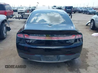 2017 Lincoln MKZ Premiere z VIN 3LN6L5A95HR648064, wystawiony jako IAAI lot #42115558 z przebiegiem 86 701 mil mil oraz . Historia ofert i sprzedaży dostępna na DreamBid. Obrazek 16.