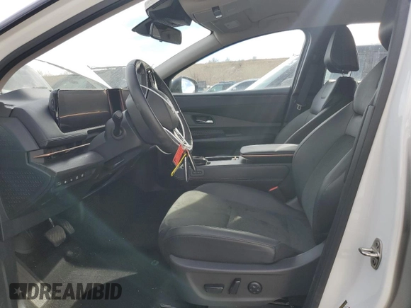 2023 Nissan ARIYA Evolve+ z VIN JN1DF0BB6PM709617, wystawiony jako Copart lot #43795565 z przebiegiem 13 012 mil mil oraz Nie do naprawy • Non repairable. Historia ofert i sprzedaży dostępna na DreamBid. Obrazek 7.