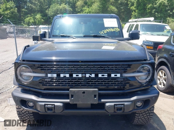 2023 Ford Bronco с VIN 1FMEE5DP6PLB86854, выставлен на аукционе IAAI как лот 42498438 с пробегом 9 225 миль миль и . История ставок и продаж доступна на DreamBid. Изображение 12.