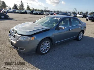 2011 Lincoln MKZ Hybrid with VIN 3LNDL2L35BR773667, listed as a Copart auction lot 47460805 with 111,079 mi miles and Salvage Title. Bid and sale history available at carsss.com. Image 1.