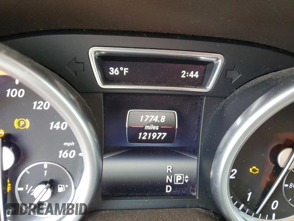 2015 Mercedes-Benz GL-Class GL 450 with VIN 4JGDF6EE5FA543947, listed as a Copart auction lot 72813852 with 121,977 mi miles. Bid and sale history available at carsss.com. Image 9.