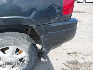 2004 GMC Envoy SLT with VIN 1GKET16S846237838, listed as a IAAI auction lot 42128950 with 192,017 mi miles and . Bid and sale history available at DreamBid. Image 6.