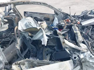 2018 BMW M4 z VIN WBS4Y9C52JAC86821, wystawiony jako IAAI lot #40717354 z przebiegiem Nie podano mil oraz . Historia ofert i sprzedaży dostępna na DreamBid. Obrazek 5.