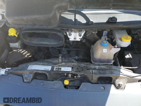 2018 Ram ProMaster Cargo with VIN 3C6URVHGXJE160330, listed as a Copart auction lot 69261504 with 41,299 mi miles and Salvage Title. Bid and sale history available at DreamBid. Image 12.