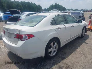 2009 Acura TSX with VIN JH4CU26629C032953, listed as a IAAI auction lot 42549823 with 236,297 mi miles and . Bid and sale history available at DreamBid. Image 4.
