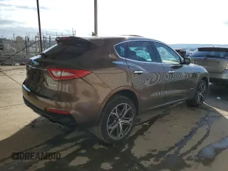2020 Maserati Levante S with VIN ZN661YUS0LX346237, listed as a Copart auction lot 69684282 with 19,949 mi miles. Bid and sale history available at carsss.com. Image 3.