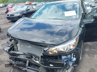 2022 Subaru Impreza z VIN 4S3GTAB6XN3708646, wystawiony jako IAAI lot #42282093 z przebiegiem 16 810 mil mil oraz . Historia ofert i sprzedaży dostępna na DreamBid. Obrazek 6.