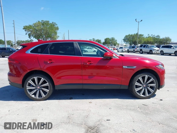 2017 Jaguar F-Pace 35t Prestige with VIN SADCK2BV6HA082810, listed as a IAAI auction lot 42030622 with 87,693 mi miles and . Bid and sale history available at DreamBid. Image 13.