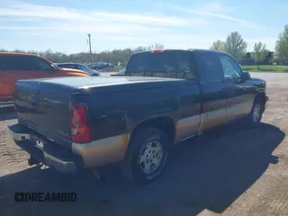2003 Chevrolet Silverado 1500 with VIN 2GCEC19T931335895, listed as a IAAI auction lot 42157615 with 230,309 mi miles and . Bid and sale history available at DreamBid. Image 4.