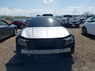 2018 Dodge Charger Police with VIN 2C3CDXKT3JH214872, listed as a IAAI auction lot 42078447 with 138,785 mi miles and . Bid and sale history available at carsss.com. Image 13.