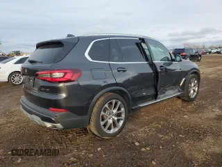 2023 BMW X5 sDrive40i with VIN 5UXCR4C02P9P50509, listed as a Copart auction lot 43577845 with 40,446 mi miles and Salvage Title. Bid and sale history available at carsss.com. Image 3.