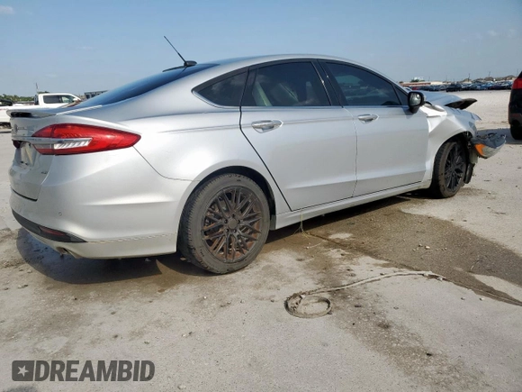 2017 Ford Fusion SE with VIN 3FA6P0H77HR265555, listed as a Copart auction lot 61588275 with 221,991 mi miles and Salvage title. Bid and sale history available at DreamBid. Image 3.