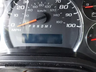2017 Chevrolet Express Cargo z VIN 1GCWGAFF5H1326857, wystawiony jako IAAI lot #42770203 z przebiegiem Nie podano mil oraz . Historia ofert i sprzedaży dostępna na DreamBid. Obrazek 14.