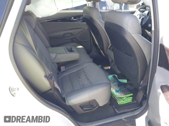 2016 Kia Sorento EX with VIN 5XYPHDA19GG133334, listed as a IAAI auction lot 41931741 with 138,051 mi miles and . Bid and sale history available at DreamBid. Image 8.
