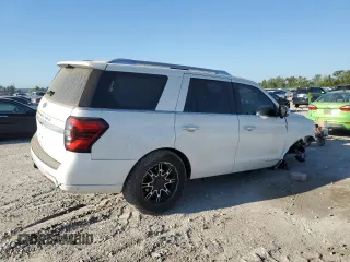 2022 Ford Expedition Platinum with VIN 1FMJU1MT0NEA08107, listed as a Copart auction lot 73281844 with 43,055 mi miles and Salvage Title. Bid and sale history available at carsss.com. Image 3.