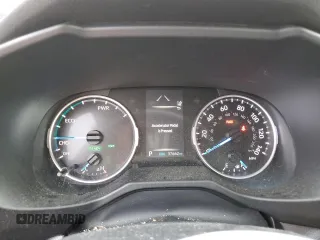 2021 Toyota RAV4 Hybrid XLE with VIN 2T3RWRFV4MW111102, listed as a Copart auction lot 64334365 with 37,662 mi miles and Salvage title. Bid and sale history available at DreamBid. Image 9.