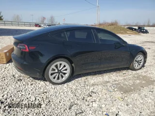2021 Tesla Model 3 Standard Range Plus z VIN 5YJ3E1EA1MF077201, wystawiony jako Copart lot #49576465 z przebiegiem 34 809 mil mil oraz Szkody całkowita. Historia ofert i sprzedaży dostępna na DreamBid. Obrazek 3.