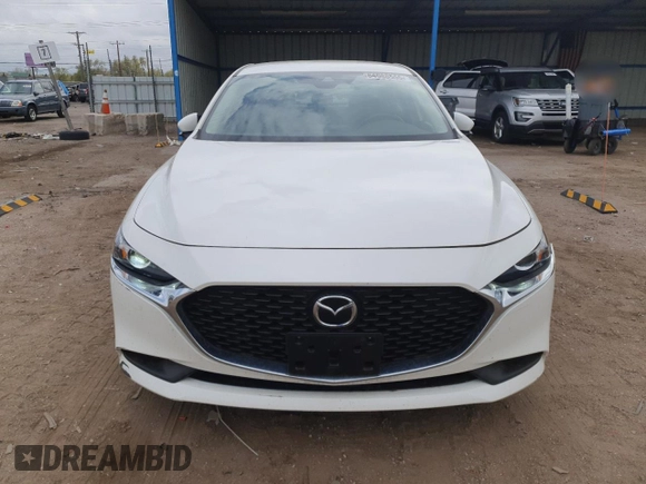 2022 Mazda 3 Select z VIN JM1BPABL1N1501157, wystawiony jako Copart lot #54688555 z przebiegiem 13 076 mil mil oraz Nie do naprawy • Non repairable. Historia ofert i sprzedaży dostępna na DreamBid. Obrazek 5.