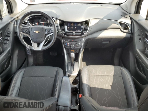 2022 Chevrolet Trax LT with VIN KL7CJPSM4NB569607, listed as a Copart auction lot 58746285 with 77,383 mi miles and Salvage title. Bid and sale history available at DreamBid. Image 8.