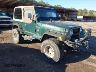 2000 Jeep Wrangler Sahara with VIN 1J4FA59S2YP734290, listed as a IAAI auction lot 41874866 with 201,036 mi miles. Bid and sale history available at carsss.com. Image 1.
