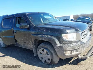 2011 Honda Ridgeline RTS with VIN 5FPYK1F48BB005889, listed as a IAAI auction lot 41761367 with 146,974 mi miles. Bid and sale history available at carsss.com. Image 6.
