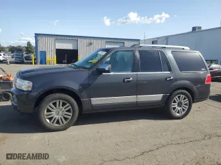 2007 Lincoln Navigator with VIN 5LMFU28567LJ10966, listed as a Copart auction lot 51797625 with 208,956 mi miles and Clean Title. Bid and sale history available at carsss.com. Image 1.
