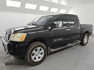 2005 Nissan Titan LE with VIN 1N6AA07B25N562871, listed as a Copart auction lot 88936775 with 213,775 mi miles and Clean Title. Bid and sale history available at carsss.com. Image 1.