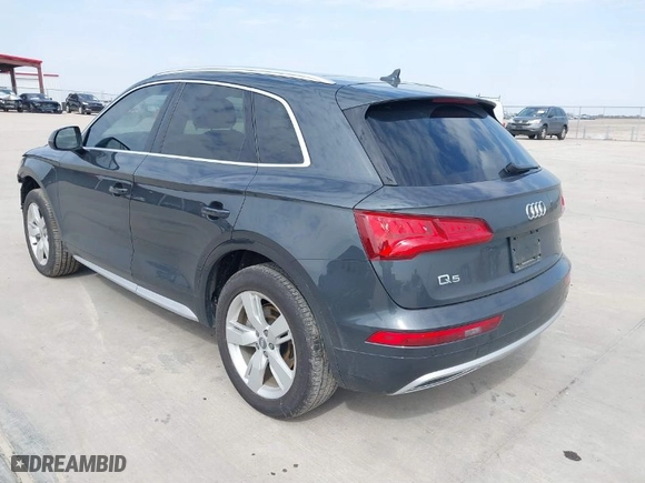 2019 Audi Q5 Premium Plus with VIN WA1BNAFY0K2135770, listed as a IAAI auction lot 41581318 with 39,792 mi miles. Bid and sale history available at carsss.com. Image 3.