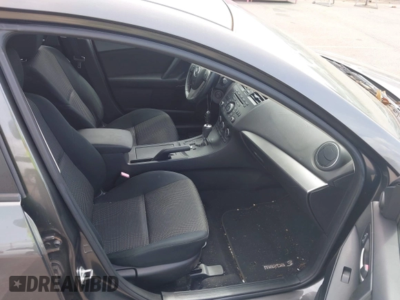 2013 Mazda 3 i Touring with VIN JM1BL1LP1D1831215, listed as a IAAI auction lot 41829352 with 26,986 mi miles and . Bid and sale history available at DreamBid. Image 5.