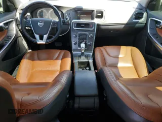 2013 Volvo S60 T5 Premier with VIN YV1612FS5D2208052, listed as a Copart auction lot 52948905 with 113,263 mi miles and Clean Title. Bid and sale history available at carsss.com. Image 8.