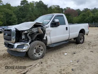 2016 Ford F-250 XLT z VIN 1FTBF2B61GEB29513, wystawiony jako Copart lot #70843284 z przebiegiem 234 774 mil mil oraz Szkoda całkowita • Salvage title. Historia ofert i sprzedaży dostępna na DreamBid. Obrazek 1.