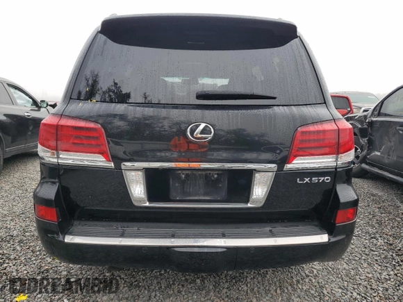 2015 Lexus LX 570 z VIN JTJHY7AX8F4163848, wystawiony jako Copart lot #44108745 z przebiegiem 138 784 mil mil oraz Tytuł czysty. Historia ofert i sprzedaży dostępna na DreamBid. Obrazek 6.
