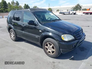 2001 Mercedes-Benz M 320/430/500 with VIN 4JGAB54E61A270780, listed as a IAAI auction lot 42632856 with 189,638 mi miles and . Bid and sale history available at DreamBid. Image 1.