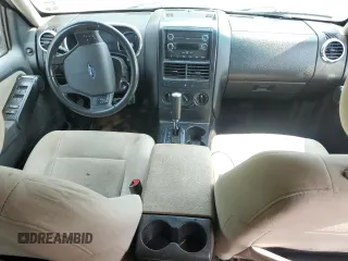 2008 Ford Explorer XLT с VIN 1FMEU63E68UA51118, выставлен на аукционе Copart как лот 58637535 с пробегом 185 338 миль миль и Списание • Salvage title. История ставок и продаж доступна на DreamBid. Изображение 8.
