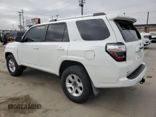 2021 Toyota 4Runner SR5 with VIN JTEEU5JR4M5231007, listed as a Copart auction lot 61396175 with 74,973 mi miles and Salvage title. Bid and sale history available at DreamBid. Image 2.