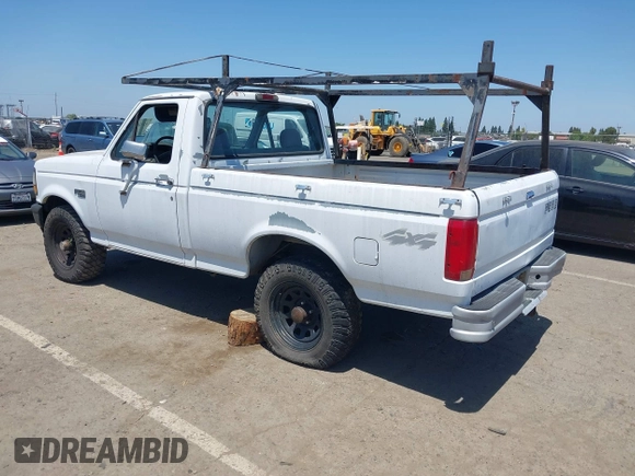 1994 Ford F-150 with VIN 1FTEF14Y9RLA15960, listed as a IAAI auction lot 42414742 with 161,926 mi miles and . Bid and sale history available at DreamBid. Image 3.