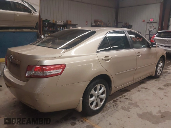 2011 Toyota Camry LE with VIN 4T4BF3EK7BR090442, listed as a IAAI auction lot 41963715 with 91,557 mi miles. Bid and sale history available at carsss.com. Image 4.