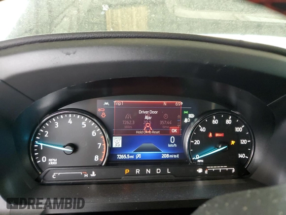 2024 Ford Explorer ST-Line z VIN 1FMSK7KH3RGA80716, wystawiony jako Copart lot #51123065 z przebiegiem 7 265 mil mil oraz Szkoda całkowita • Salvage title. Historia ofert i sprzedaży dostępna na DreamBid. Obrazek 9.