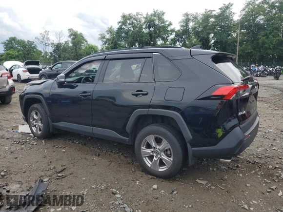 2022 Toyota RAV4 XLE with VIN 2T3P1RFV8NC312140, listed as a Copart auction lot 64375005 with 22,129 mi miles and Salvage title. Bid and sale history available at DreamBid. Image 2.