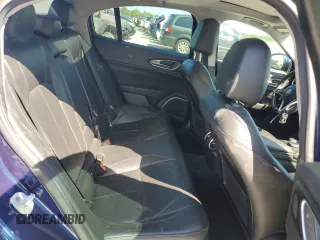 2018 Alfa Romeo Giulia z VIN ZARFAEBN4J7575360, wystawiony jako Copart lot #53157085 z przebiegiem 70 032 mil mil oraz Szkoda całkowita • Salvage title. Historia ofert i sprzedaży dostępna na DreamBid. Obrazek 10.