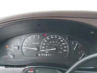 1998 Ford Explorer XL z VIN 1FMZU34E0WZB12557, wystawiony jako IAAI lot #41474546 z przebiegiem 119 294 mil mil oraz . Historia ofert i sprzedaży dostępna na DreamBid. Obrazek 7.