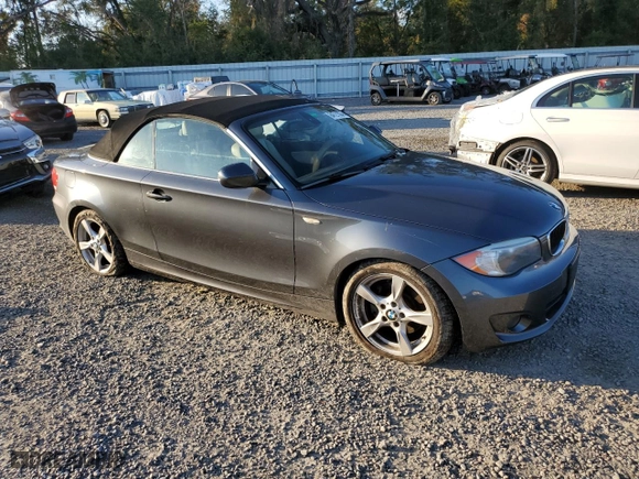 2013 BMW 1 Series 128i with VIN WBAUL7C53DVU09527, listed as a Copart auction lot 84721024 with 6,986 mi miles and Salvage Title. Bid and sale history available at carsss.com. Image 4.