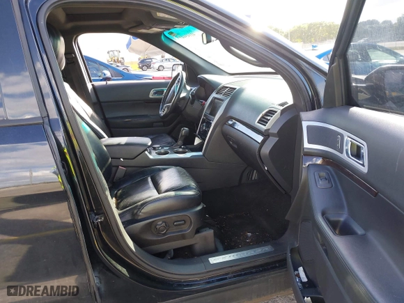 2013 Ford Explorer Limited with VIN 1FM5K8F86DGA04736, listed as a IAAI auction lot 41143447 with 134,788 mi miles. Bid and sale history available at carsss.com. Image 5.