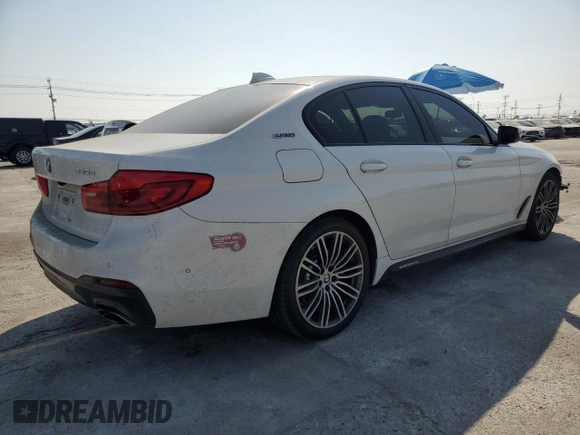 2019 BMW 5 Series 530e с VIN WBAJA9C56KB399756, выставлен на аукционе Copart как лот 60124165 с пробегом 72 956 миль миль и Списание • Salvage title. История ставок и продаж доступна на DreamBid. Изображение 3.